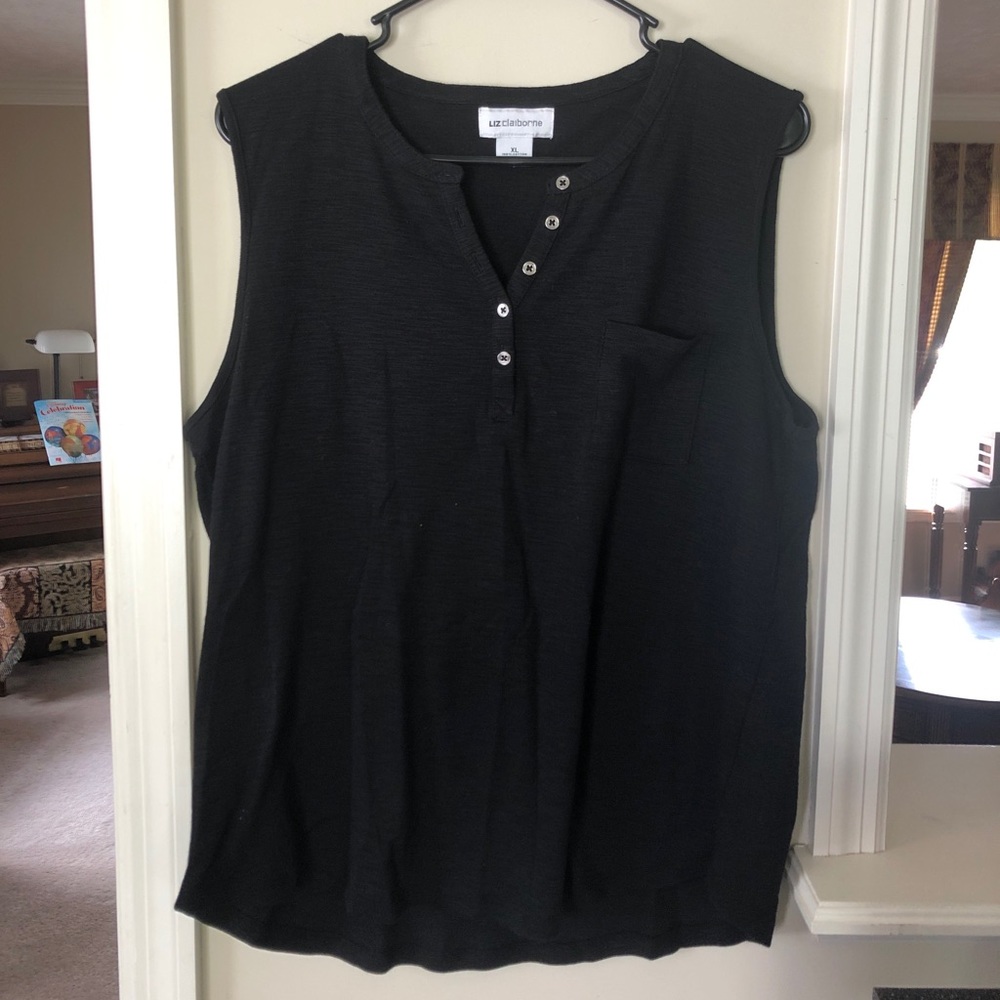 Black tank-top